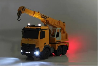 Macara de mare putere Mercedes-Benz Arocs Liebherr 1:20