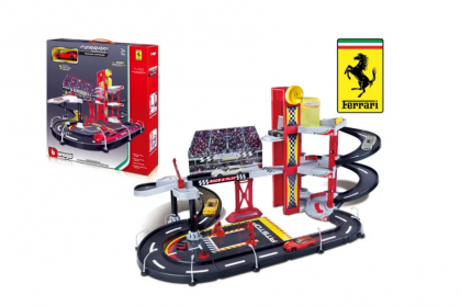 Garaj de curse Race & Play pe 3 nivele cu o mașină Ferrari F12