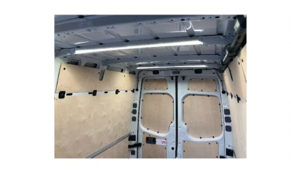 LA50006 Lampă interior LED 7,5W 660lm dreptunghiulară 24V 500x24mm Kramp